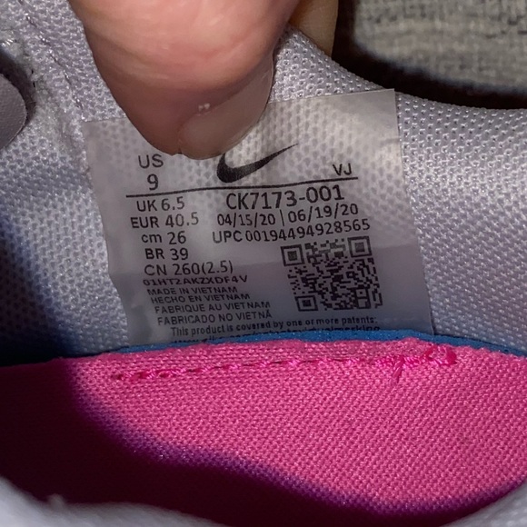 Nike women’s Air Max Up shoes, size 9 - Picture 6 of 9